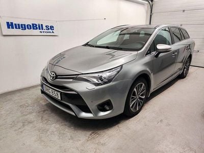 Begagnad Toyota Avensis Active 147 HK (108 kW) 2016 Ljusgrå (gråmetallic) Kombi