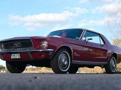 Begagnad Ford Mustang 117 HK (86 kW) 1968 Röd Sedan
