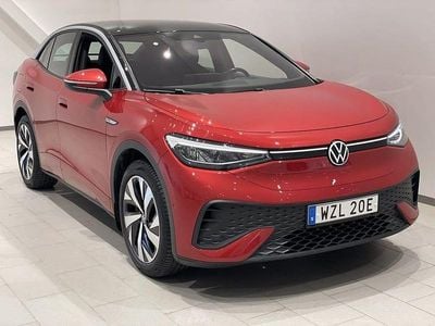 Mörkröd (kings red metallic black) Begagnad 2023 VW ID.5 Pro Performance SUV | 334 900 kr (Bra pris)