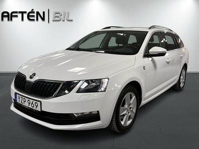 Vit Begagnad 2017 Skoda Octavia Ambition Kombi | 169 800 kr (Lite dyr)