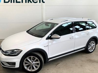 begagnad VW Golf Alltrack 1.8 TSI 4M Plus Kamera Drag Värmare 180hk 2018