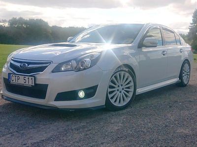 Pärlemoreffekt Begagnad 2010 Subaru Legacy Sedan | 68 500 kr (Dyr)