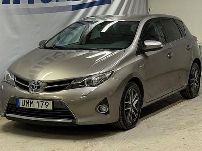 Brun Begagnad 2015 Toyota Auris Hybrid Edition Halvkombi | 149 500 kr (Marknadspris)