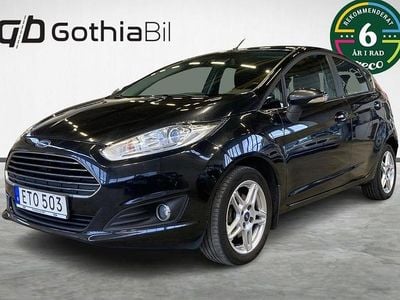 Svart Begagnad 2015 Ford Fiesta Titanium Halvkombi | 54 900 kr (Lite dyr)