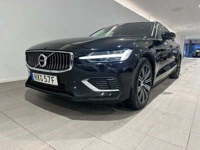 Svart Begagnad 2021 Volvo V60 Inscription Kombi | 329 500 kr (Marknadspris)