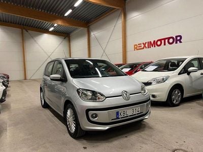 Begagnad VW up! high up! 68 HK (50 kW) 2013 Silver Halvkombi