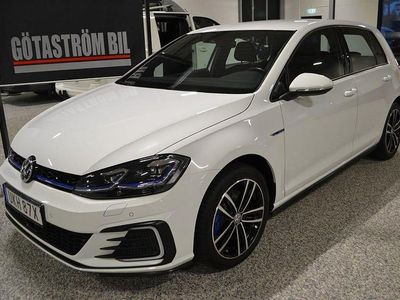 Vit Begagnad 2020 VW Golf VII Sport Halvkombi | 268 000 kr (Lite dyr)