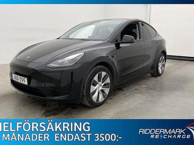 Svart Begagnad 2022 Tesla Model Y Standard Range SUV | 339 800 kr (Marknadspris)