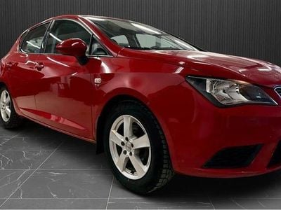 Begagnad Seat Ibiza Style 105 HK (77 kW) 2012 Röd Halvkombi
