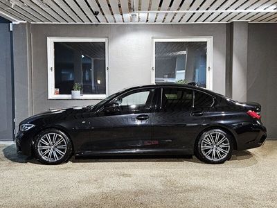 begagnad BMW 320 Sedan M SPORT 190HK COCKPIT PDC NAVI PADDLAR