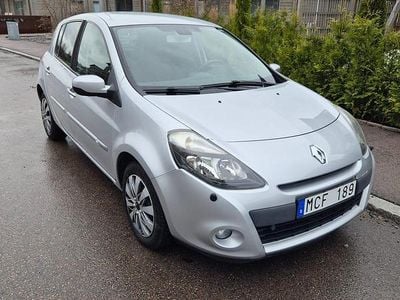 Begagnad 2011 Renault Clio II Halvkombi | 43 000 kr (Lite dyr)