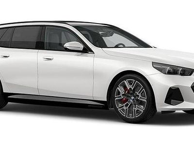 Vit Ny 2025 BMW i5 Comfort Edition Kombi | 899 000 kr (Lite dyr)