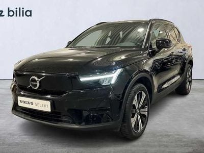 Svart Begagnad 2022 Volvo XC40 Core SUV | 344 900 kr