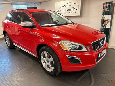 Röd Begagnad 2013 Volvo XC60 R-Design SUV | 99 000 kr (Bra pris)