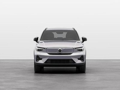 Begagnad Volvo EX40 Plus 188 kW (256 HK) 2024 Silver SUV