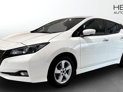 Vit (white) Begagnad 2022 Nissan Leaf Halvkombi | 164 900 kr (Marknadspris)