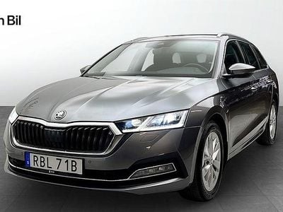 Grå Begagnad 2024 Skoda Octavia Style Kombi | 319 900 kr (Superpris)