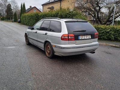 Begagnad 1999 Volvo V40 Kombi | 19 900 kr