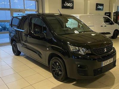 Svart Begagnad 2020 Peugeot Partner Minibuss | 189 900 kr (Dyr)