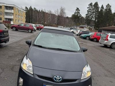 Begagnad Toyota Prius 136 HK (100 kW) 2011