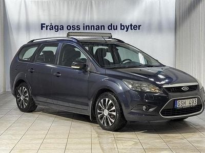 Begagnad Ford Focus Titanium 125 HK (91 kW) 2009 Grå Kombi