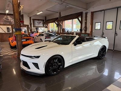 Begagnad Chevrolet Camaro SS 453 HK (333 kW) 2018 Vit Cab