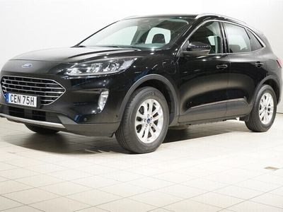 Svart Begagnad 2021 Ford Kuga Titanium SUV | 234 800 kr (Marknadspris)