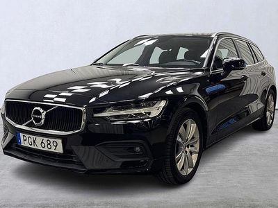 Svart Begagnad 2018 Volvo V60 Momentum Kombi | 224 900 kr (Dyr)