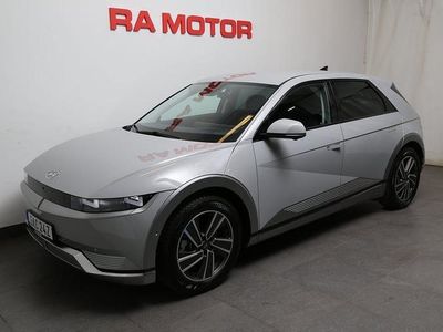 Grå Begagnad 2023 Hyundai Ioniq 5 Advanced SUV | 438 800 kr (Marknadspris)
