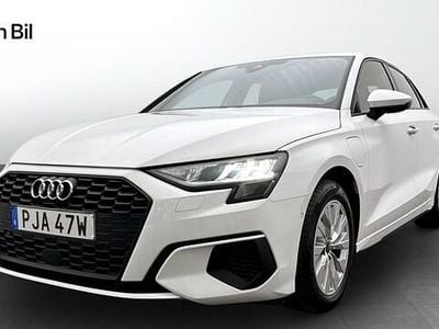 Ibisvit Begagnad 2023 Audi A3 Sportback e-tron Proline Halvkombi | 299 000 kr (Bra pris)