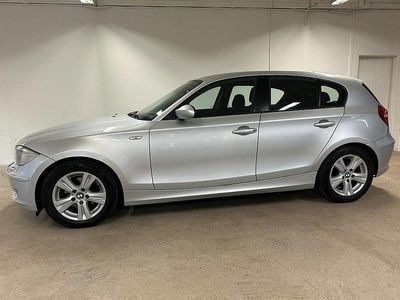 Begagnad BMW 118 Advantage 143 HK (105 kW) 2007 Ljusgrå Halvkombi