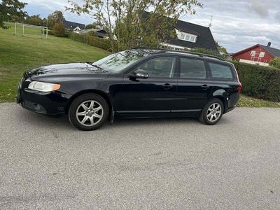 Svart Begagnad 2009 Volvo V70 Momentum Kombi | 40 000 kr (Bra pris)