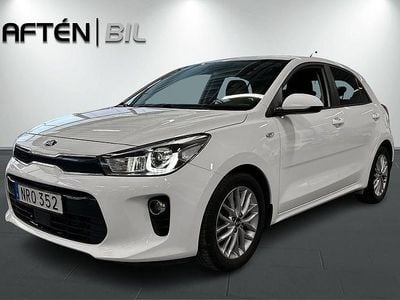 Vit Begagnad 2018 Kia Rio Sedan | 149 000 kr (Bra pris)