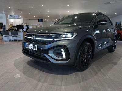 Grå (indium grey metallic) Begagnad 2024 VW T-Roc R-line SUV | 419 000 kr
