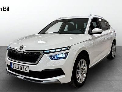 Candy white Begagnad 2023 Skoda Kamiq Style SUV | 239 900 kr (Marknadspris)