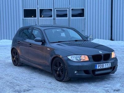 Begagnad BMW 120 Advantage 150 HK (110 kW) 2007 Grå Halvkombi