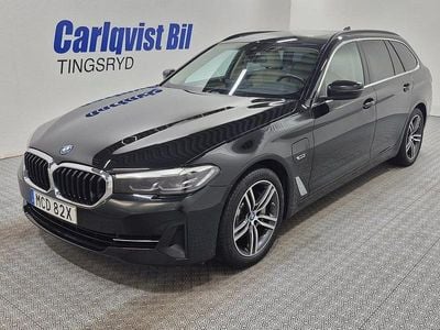 Begagnad BMW 530 184 HK (135 kW) 2023 Svart metallic Kombi