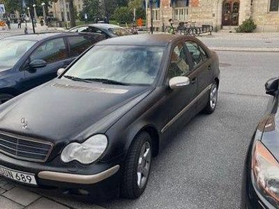 Mercedes C200