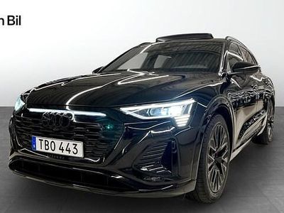 Begagnad Audi Q8 e-tron S-Line 300 kW (408 HK) 2023 Mytsvart metallic SUV