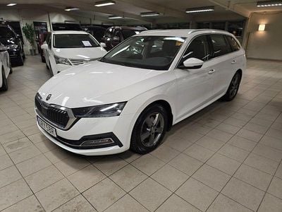 Vit Begagnad 2021 Skoda Octavia Style Kombi | 204 900 kr (Dyr)