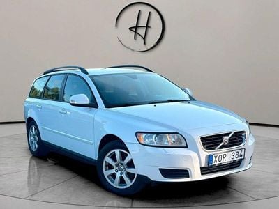 Begagnad Volvo V50 109 HK (80 kW) 2009 Vit Kombi