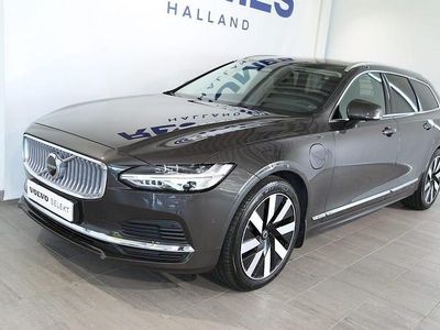 Grå Begagnad 2025 Volvo V90 Plus Kombi | 479 500 kr