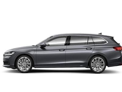 Grå Ny 2026 Skoda Superb Kombi | 524 900 kr