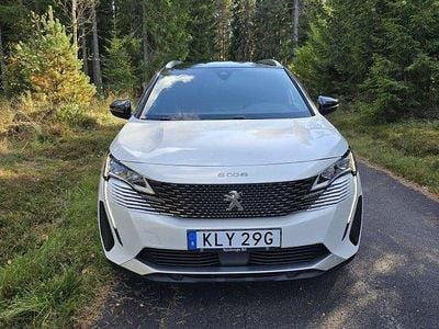 Vit Begagnad 2020 Peugeot 5008 Minibuss | 265 000 kr (Lite dyr)