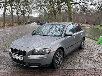 Begagnad 2004 Volvo S40 Sedan | 27 900 kr (Marknadspris)