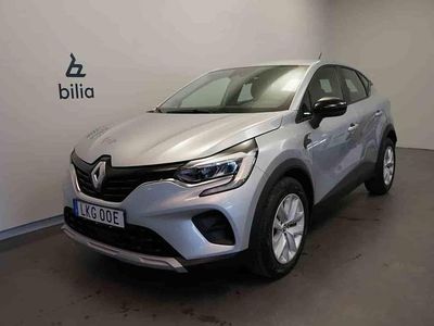 Grå Begagnad 2023 Renault Captur SUV | 174 500 kr (Marknadspris)