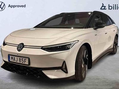 Vit Begagnad 2025 VW ID.7 GTX Kombi | 629 000 kr (Marknadspris)