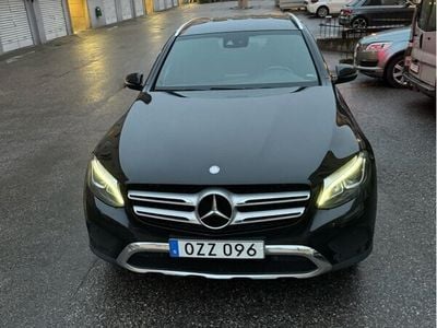 Mercedes GLC220
