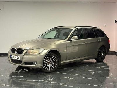 Brun Begagnad 2011 BMW 318 Comfort Edition Kombi | 69 900 kr (Marknadspris)