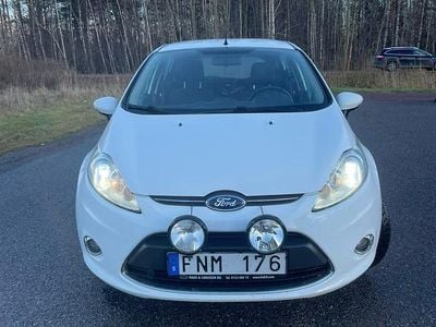 Begagnad 2012 Ford Fiesta Halvkombi | 35 000 kr (Marknadspris)